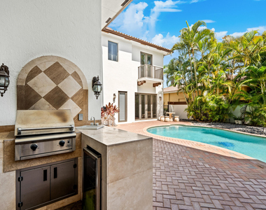 17550 Circle Pond Court - Photo Thumbnail 33