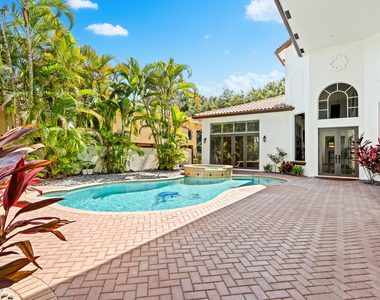 17550 Circle Pond Court - Photo Thumbnail 68