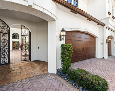 17550 Circle Pond Court - Photo Thumbnail 4