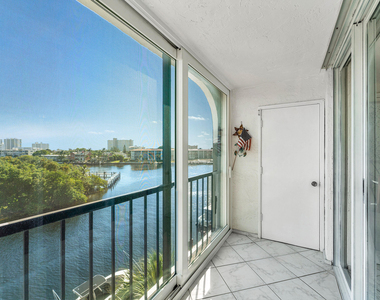 1631 Riverview Road - Photo Thumbnail 10