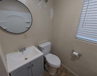 1601 Ne 18th Street - Photo Thumbnail 17