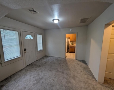 1601 Ne 18th Street - Photo Thumbnail 6