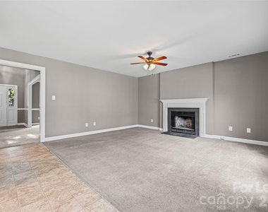9224 Agnes Park Lane - Photo Thumbnail 11