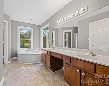 9224 Agnes Park Lane - Photo Thumbnail 23