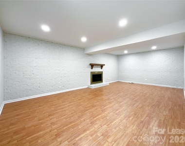 1506 Rama Road - Photo Thumbnail 10