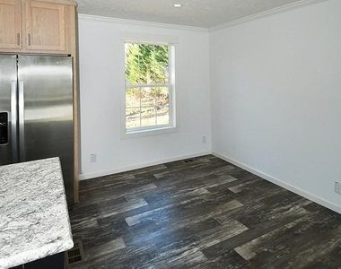 5433 King Wilkinson Road - Photo Thumbnail 4