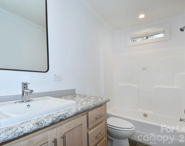 5433 King Wilkinson Road - Photo Thumbnail 12