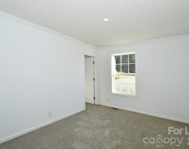 5433 King Wilkinson Road - Photo Thumbnail 7