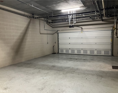 378 W Green Street - Photo Thumbnail 36