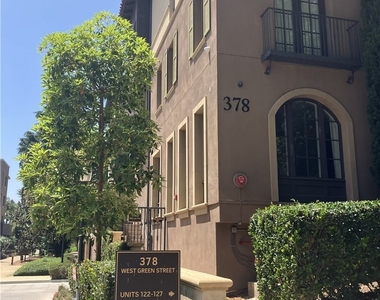 378 W Green Street - Photo Thumbnail 1