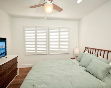 728 Euclid - Photo Thumbnail 13