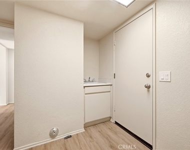 20926 Brookline - Photo Thumbnail 11