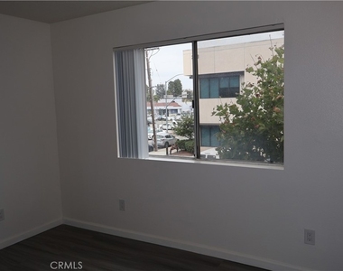 1323 #b W. Palmyra Ave. - Photo Thumbnail 17