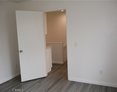 1323 #b W. Palmyra Ave. - Photo Thumbnail 33