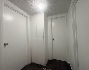 10570 White Oak - Photo Thumbnail 13