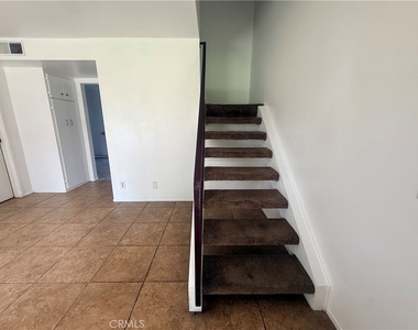 10570 White Oak - Photo Thumbnail 12