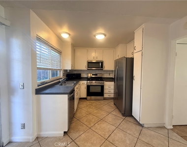10570 White Oak - Photo Thumbnail 10