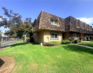 10570 White Oak - Photo Thumbnail 4