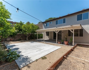 18808 Lull Street - Photo Thumbnail 41