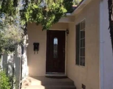 10834 Encino - Photo Thumbnail 3