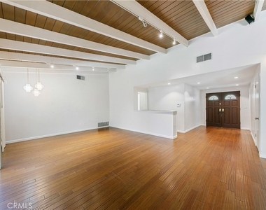 22951 Austin Street - Photo Thumbnail 13