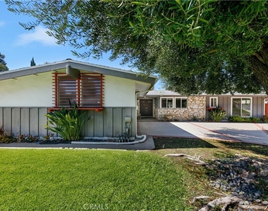 22951 Austin Street - Photo Thumbnail 56