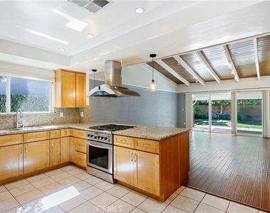 22951 Austin Street - Photo Thumbnail 25