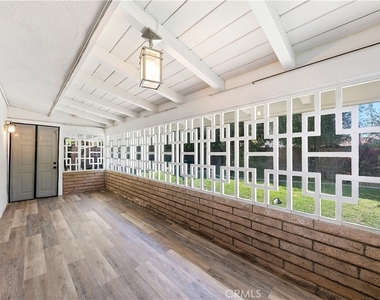 22951 Austin Street - Photo Thumbnail 8