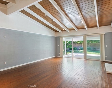 22951 Austin Street - Photo Thumbnail 14