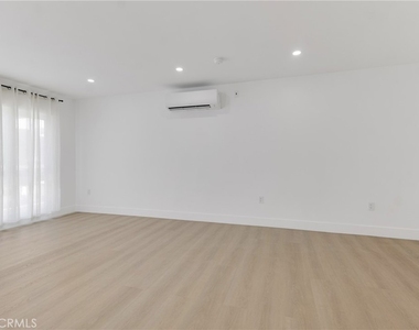 6300 Orange Street - Photo Thumbnail 3