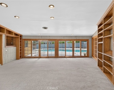 10401 Wystone Avenue - Photo Thumbnail 27