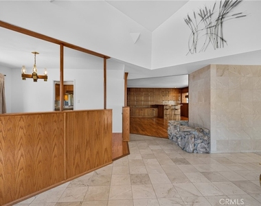 10401 Wystone Avenue - Photo Thumbnail 5