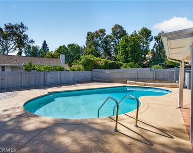 10401 Wystone Avenue - Photo Thumbnail 49