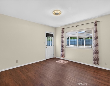 10401 Wystone Avenue - Photo Thumbnail 43