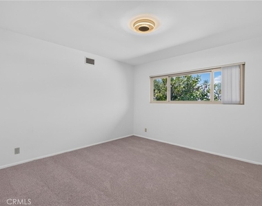 10401 Wystone Avenue - Photo Thumbnail 37
