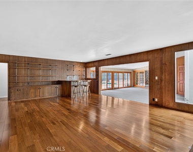10401 Wystone Avenue - Photo Thumbnail 21