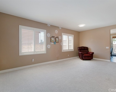 29315 Sequoia - Photo Thumbnail 15