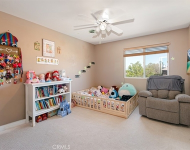 29315 Sequoia - Photo Thumbnail 24