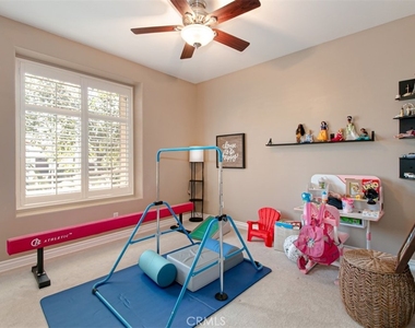 29315 Sequoia - Photo Thumbnail 13