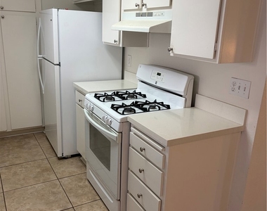 74549 Sagebrush Drive - Photo Thumbnail 3