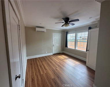 656 W 13th Street - Photo Thumbnail 5