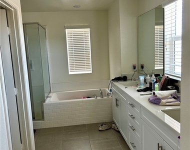 934 Helena Ridge - Photo Thumbnail 33