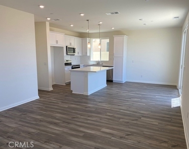 934 Helena Ridge - Photo Thumbnail 1