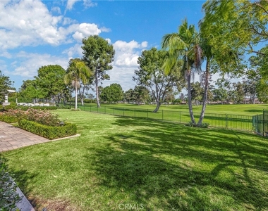 6042 Foxfield - Photo Thumbnail 10