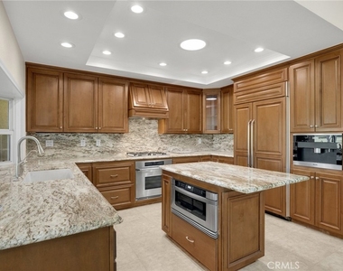 6042 Foxfield - Photo Thumbnail 26
