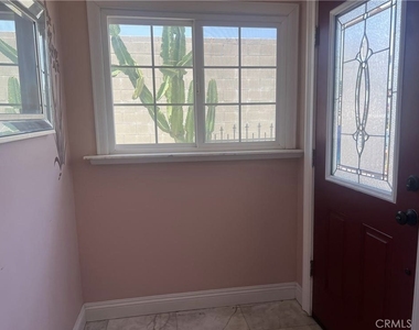 236 S Tustin Street - Photo Thumbnail 6