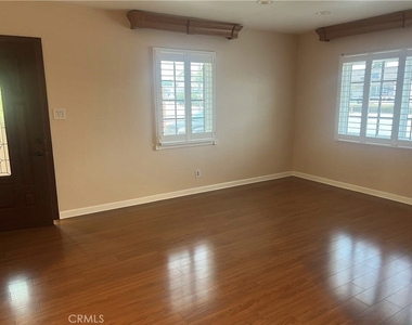 236 S Tustin Street - Photo Thumbnail 10