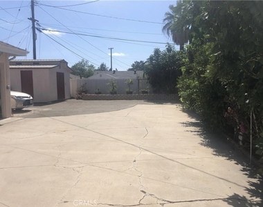 236 S Tustin Street - Photo Thumbnail 46