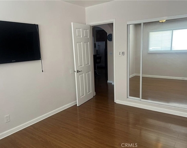 236 S Tustin Street - Photo Thumbnail 32