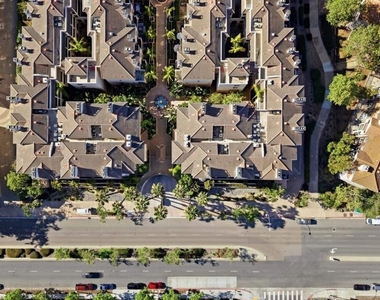 680 Camino De La Reina - Photo Thumbnail 29